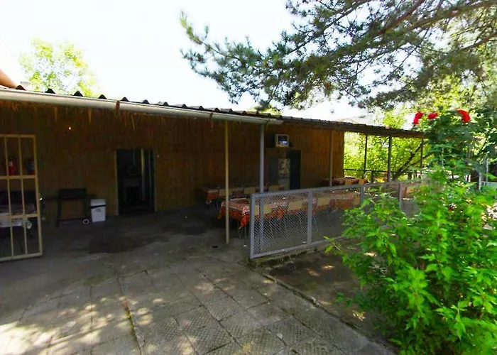 Campsite калина - нестинарка